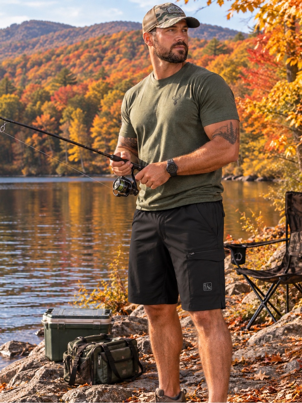 Men's Fintech  Black Cargo Fishing Shorts with Utility Pockets